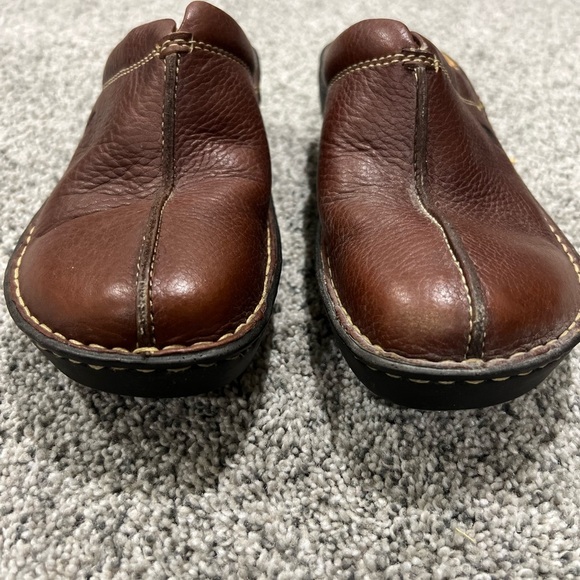 BORN Shoes Womens 8 Brown Platform Wedge Leather Clogs Mule Cottagecore Slip On - Picture 2 of 13